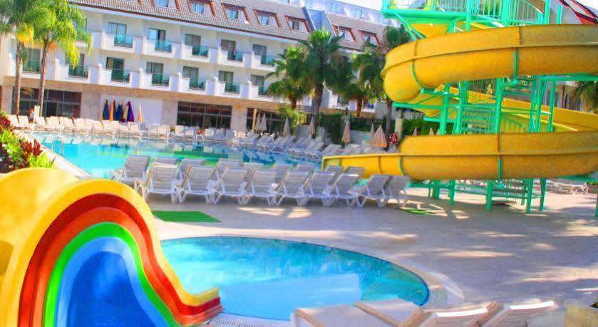 Kemer Reach Hotel Göynük Exteriér fotografie