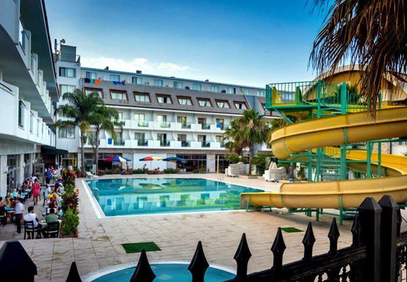 Kemer Reach Hotel Göynük Exteriér fotografie