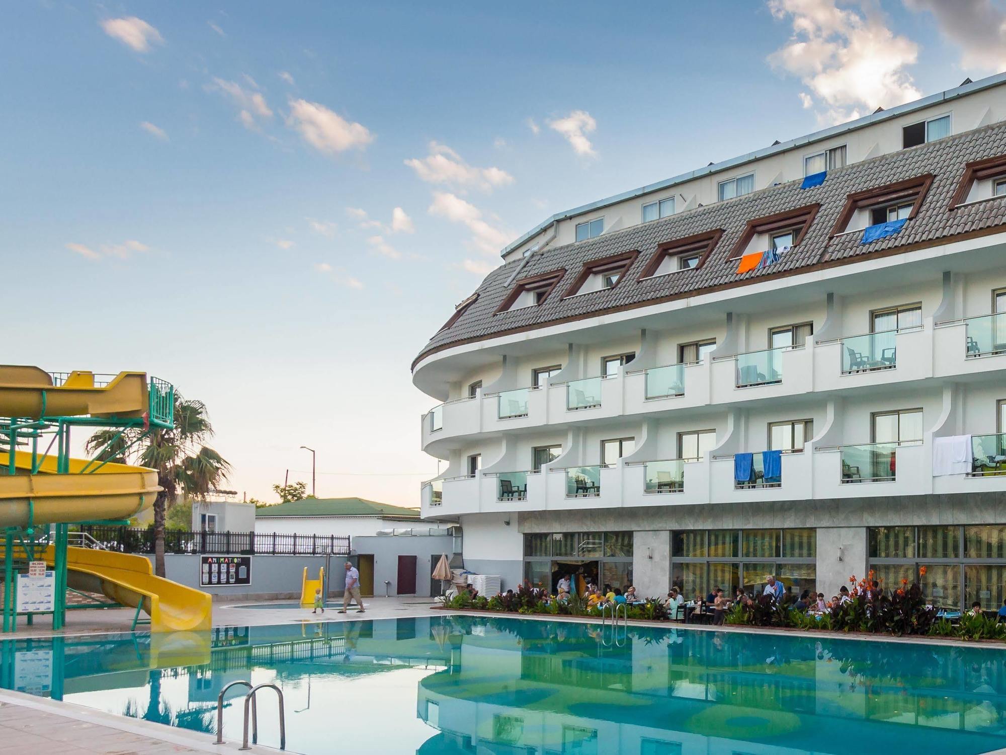 Kemer Reach Hotel Göynük Exteriér fotografie