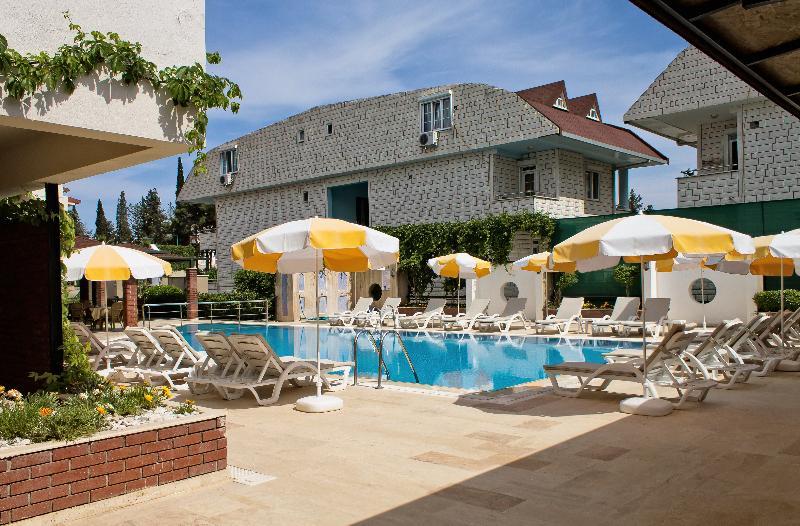 Kemer Reach Hotel Göynük Exteriér fotografie